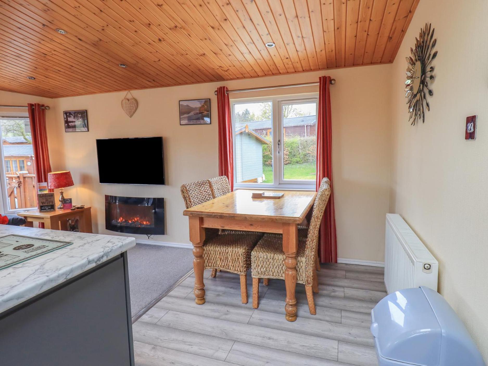 Striding Edge Lodge Windermere Exterior photo